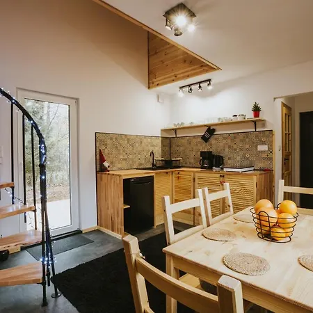 Rower-narty-leżak - Całoroczne, Niezależne, Taras, Grill, Zadaszone Jacuzzi, Ognisko, Duży Teren, Blisko Las, Trasy Rowerowe Single-track, Piesze Wędrówki, Narty Świeradów-Zdrój