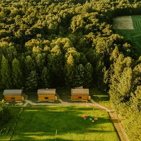 Rower-narty-leżak - Całoroczne, Niezależne, Taras, Grill, Zadaszone Jacuzzi, Ognisko, Duży Teren, Blisko Las, Trasy Rowerowe Single-track, Piesze Wędrówki, Narty Dom wakacyjny *