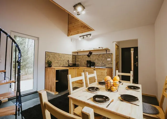 Rower-narty-lezak - Caloroczne, Niezalezne, Taras, Grill, Zadaszone Jacuzzi, Ognisko, Duzy Teren, Blisko Las, Trasy Rowerowe Single-track, Piesze Wedrowki, Narty Świeradów-Zdrój