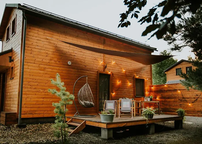 Ferienhaus Rower-narty-lezak - Caloroczne, Niezalezne, Taras, Grill, Zadaszone Jacuzzi, Ognisko, Duzy Teren, Blisko Las, Trasy Rowerowe Single-track, Piesze Wedrowki, Narty