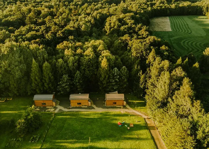 Rower-narty-lezak - Caloroczne, Niezalezne, Taras, Grill, Zadaszone Jacuzzi, Ognisko, Duzy Teren, Blisko Las, Trasy Rowerowe Single-track, Piesze Wedrowki, Narty Ferienhaus *