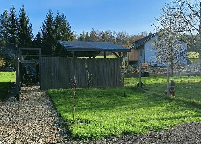 Ferienhaus Rower-narty-lezak - Caloroczne, Niezalezne, Taras, Grill, Zadaszone Jacuzzi, Ognisko, Duzy Teren, Blisko Las, Trasy Rowerowe Single-track, Piesze Wedrowki, Narty